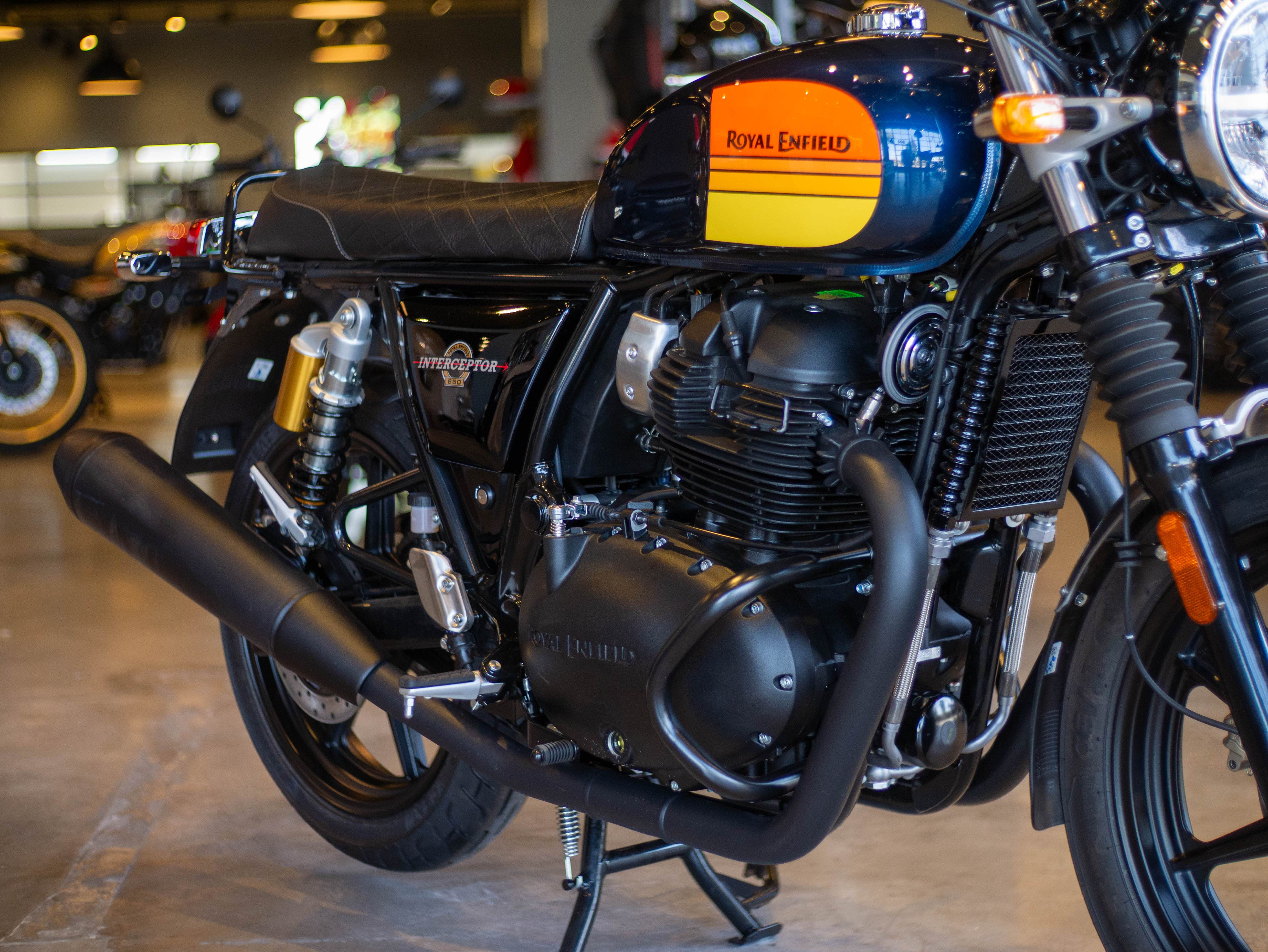 @nacho.mauro - Interceptor 650 Barcelona Blue-25-min